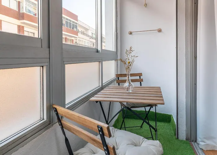 By Llorente Apartment